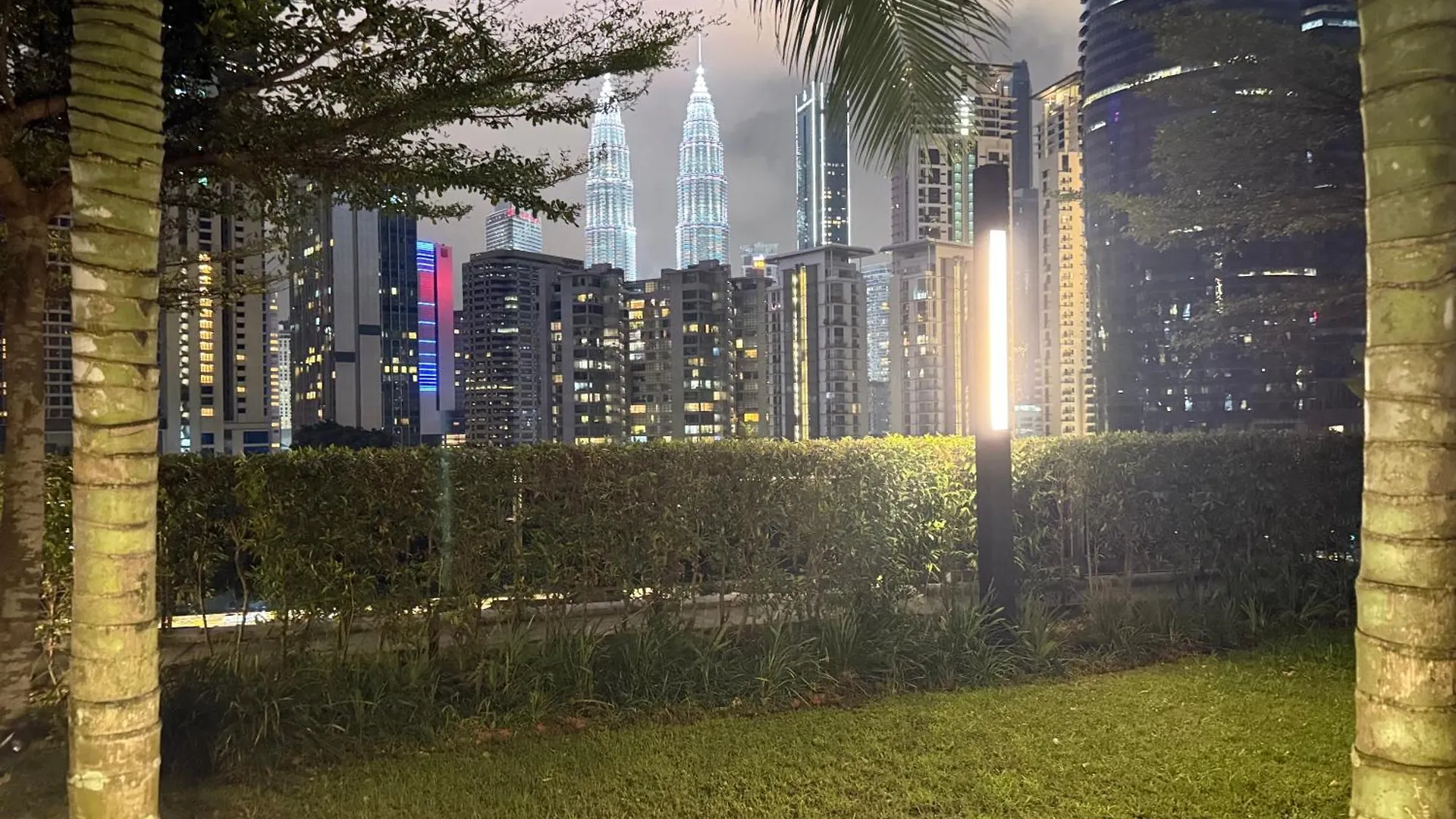 קואלה לומפור Eaton Residences Klcc By Arban דירה