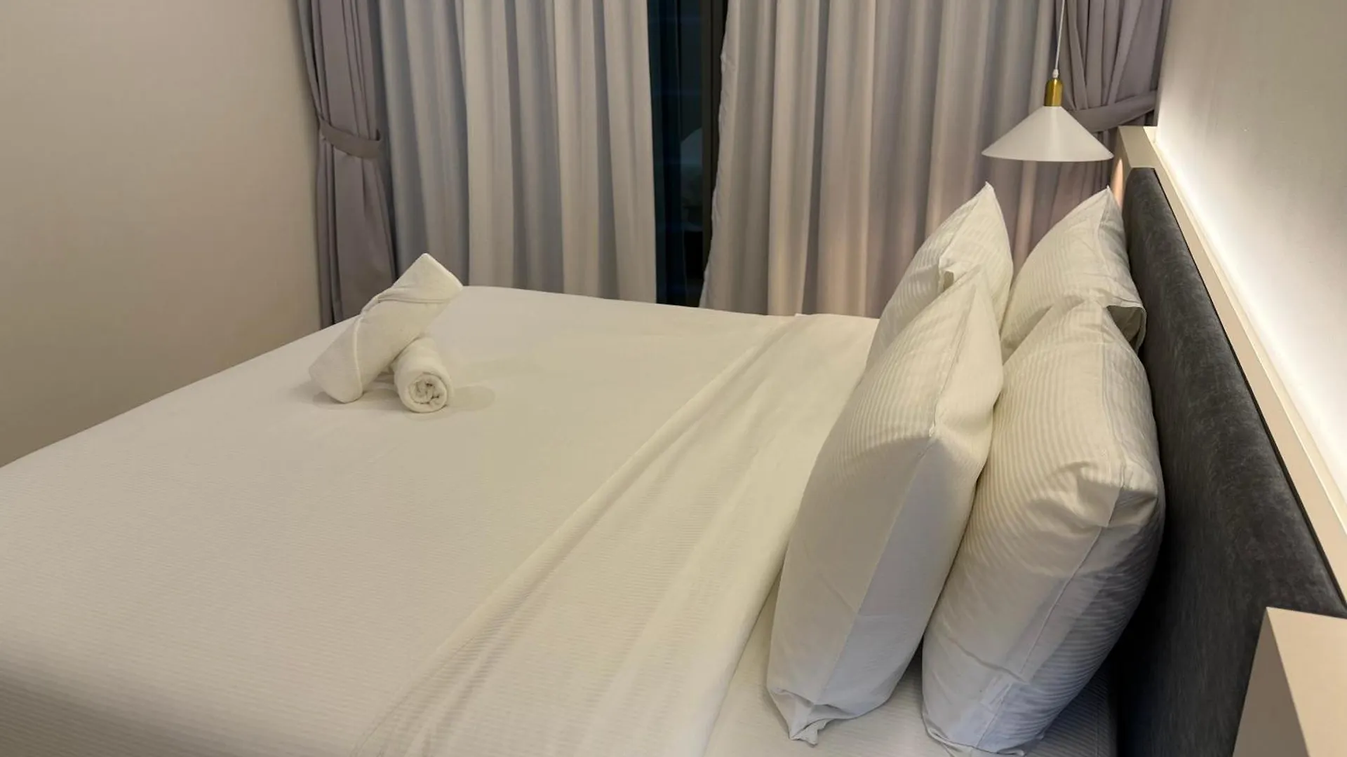 קואלה לומפור Eaton Residences Klcc By Arban דירה קואלה לומפור